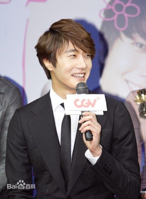 最全丁一宇(JungilWoo)在《花美男拉面馆》试映会中的壁纸