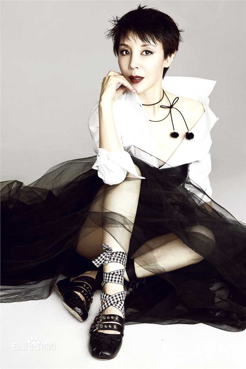 岳秀清最新图集