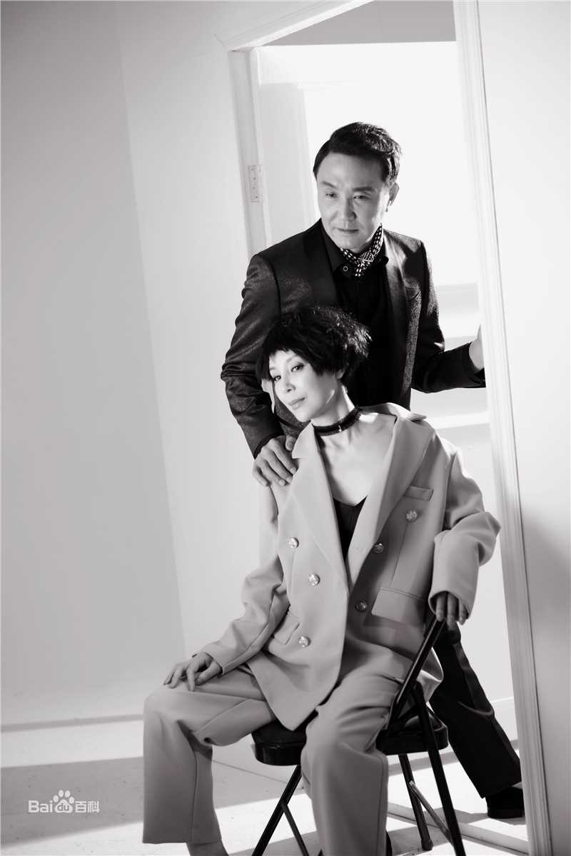 岳秀清吴刚夫妻壁纸壁纸