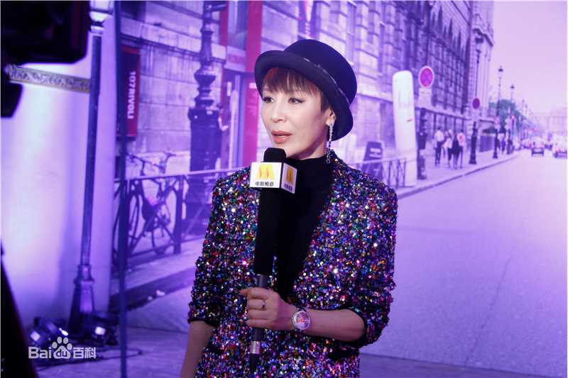 岳秀清获奖现场性感图片图集