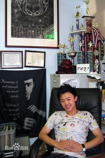 许明虎(Tiger Xu)生活照前后照片