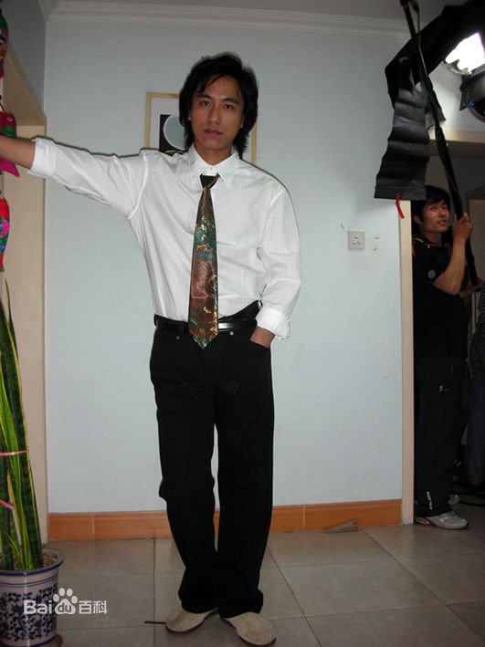 黄勐生活中的图册