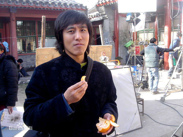 黄勐生活中的图册