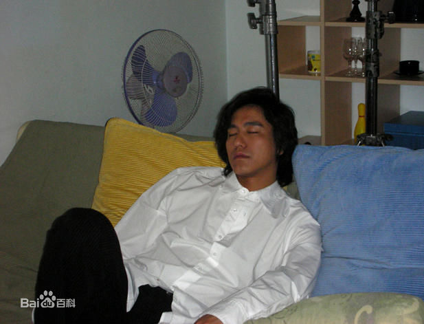 黄勐生活照图册