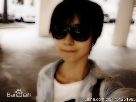 周颖照片图片图册