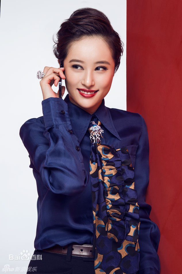 李欣汝(Shera Li)高清《芭莎珠宝》图集