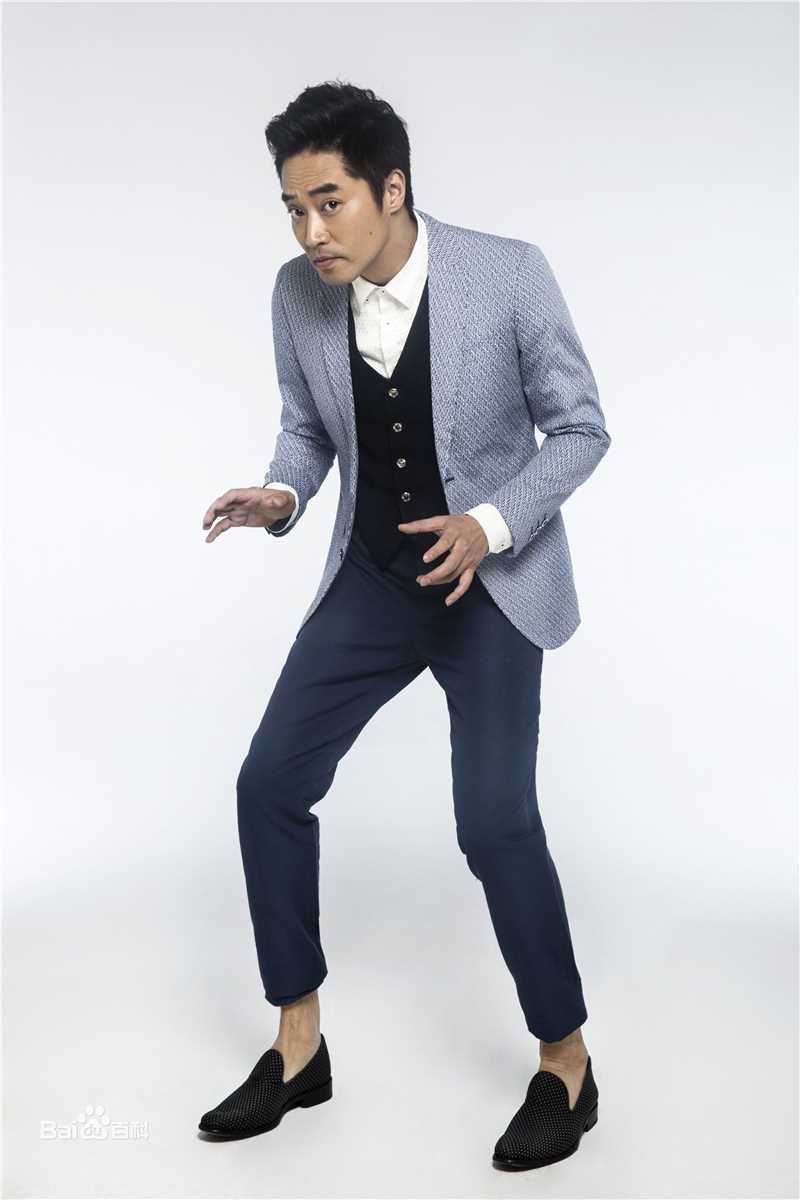 孙逊最新帅气——壁纸