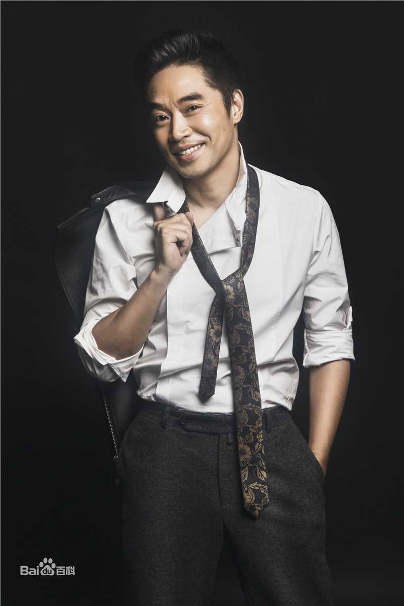 孙逊最新帅气——壁纸