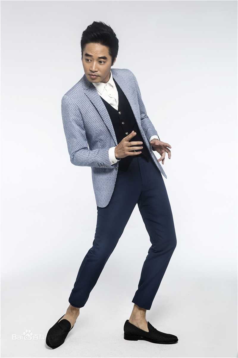 孙逊最新帅气——壁纸