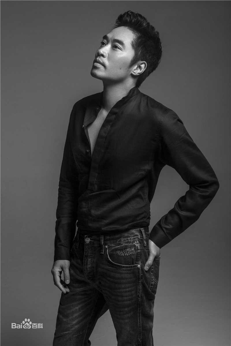 孙逊最新帅气——壁纸