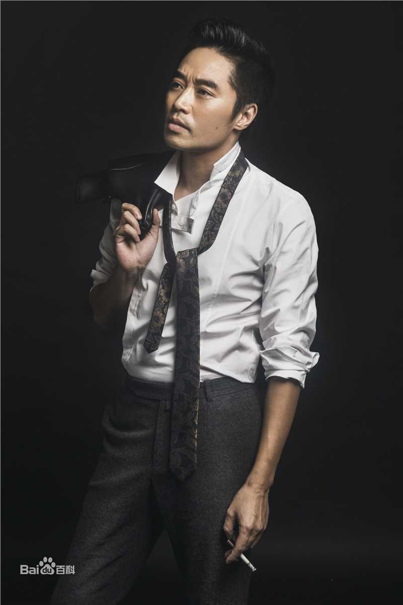 孙逊最新帅气——壁纸