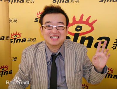 朱轶主持节目前后照片