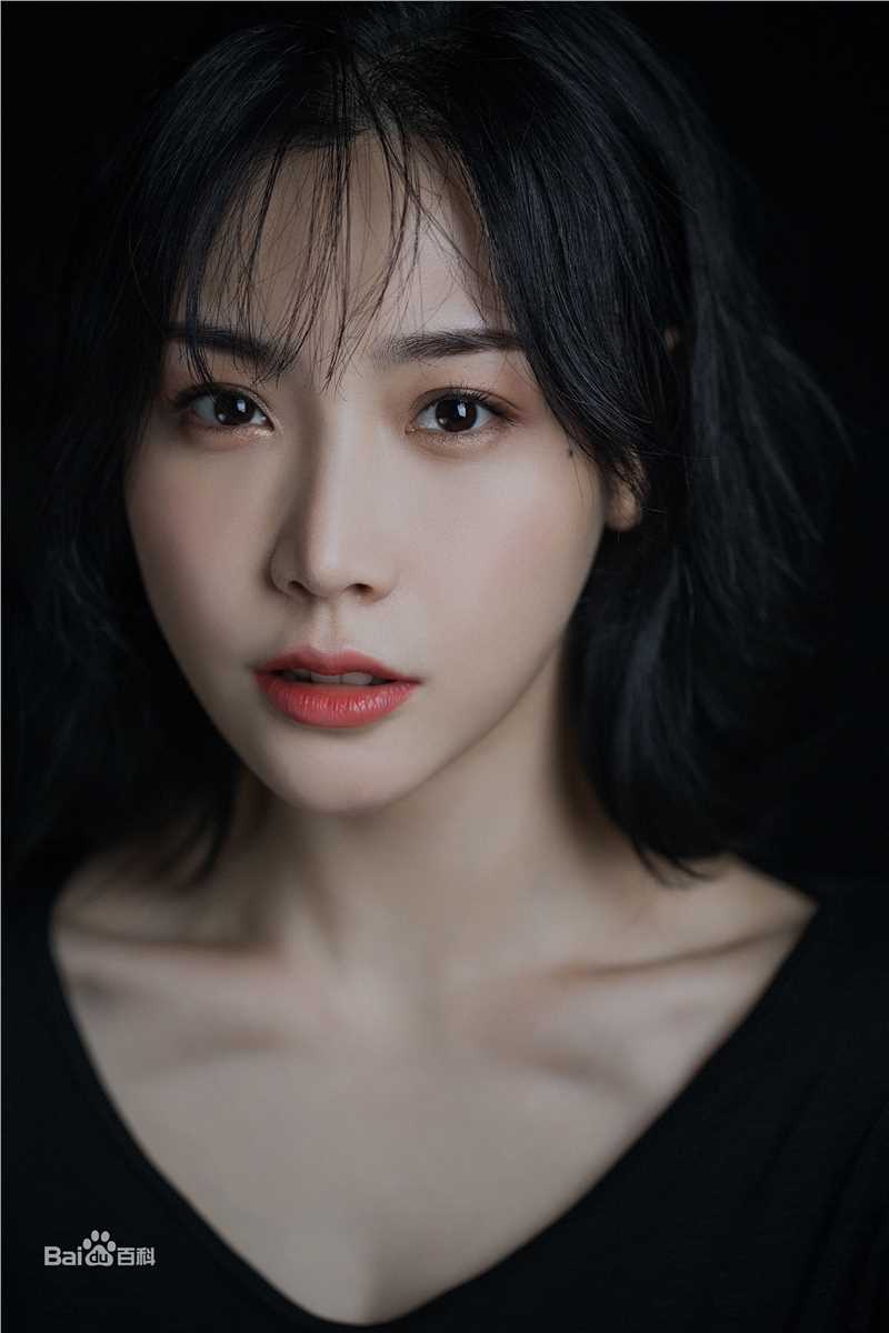 高艺涵(Gina)最新壁纸