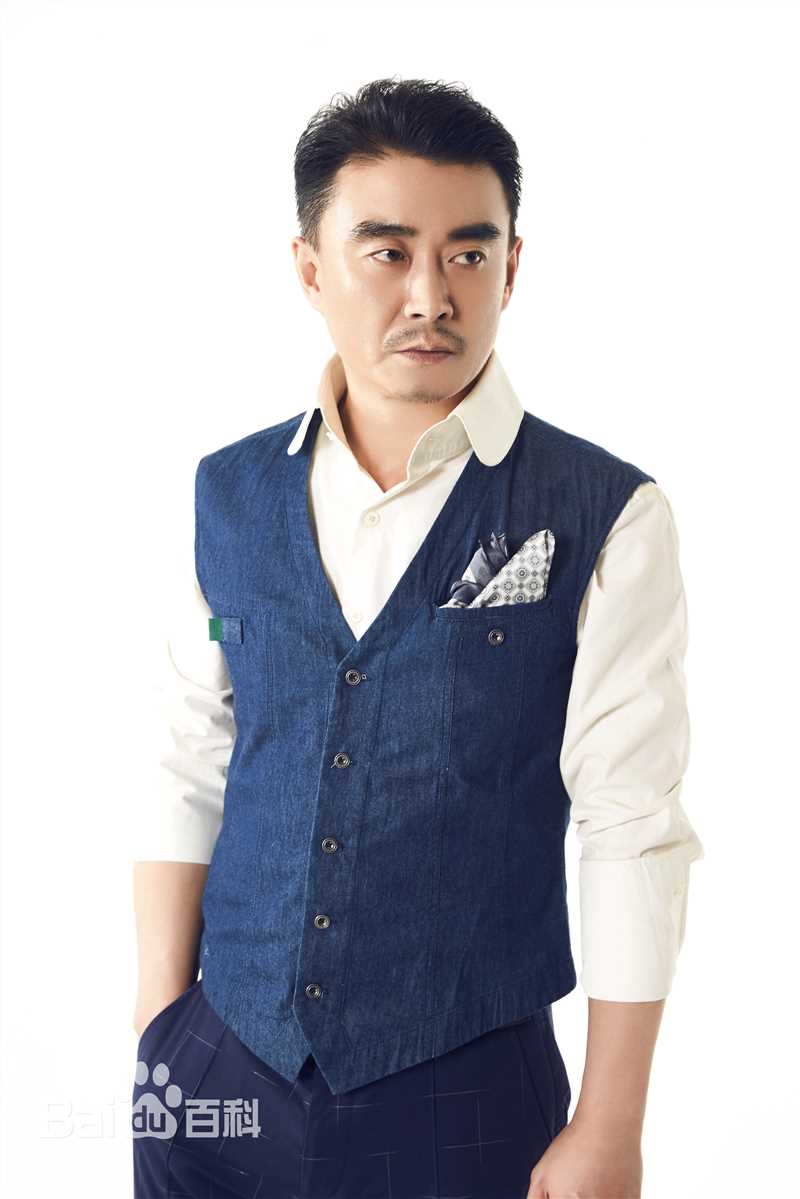 徐光宇艺术照性感图片图集