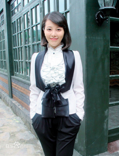 最全刘雨鑫在《假面》饰顾青童中的壁纸