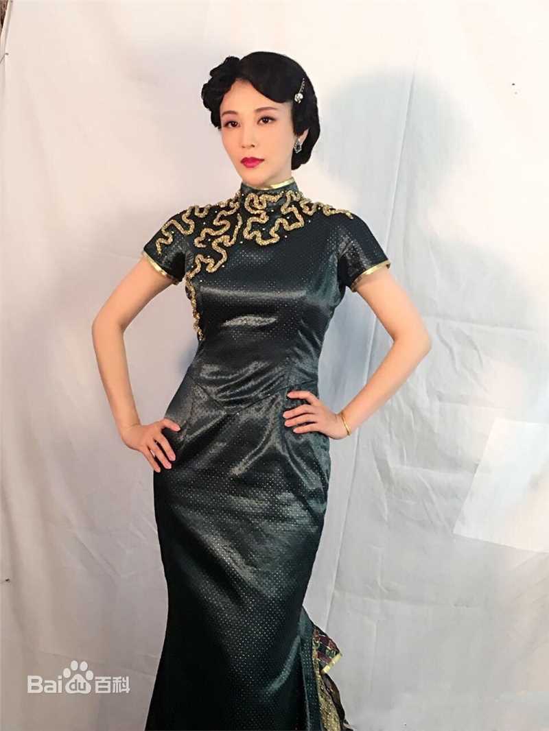 刘雨鑫在《烟花易冷》饰乔玲珑中的