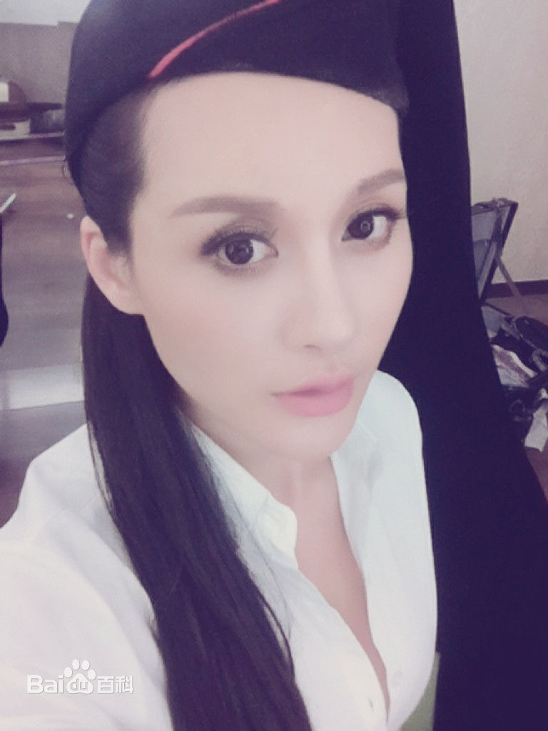 杜雨辰(Michele Du)生活照生活照相册