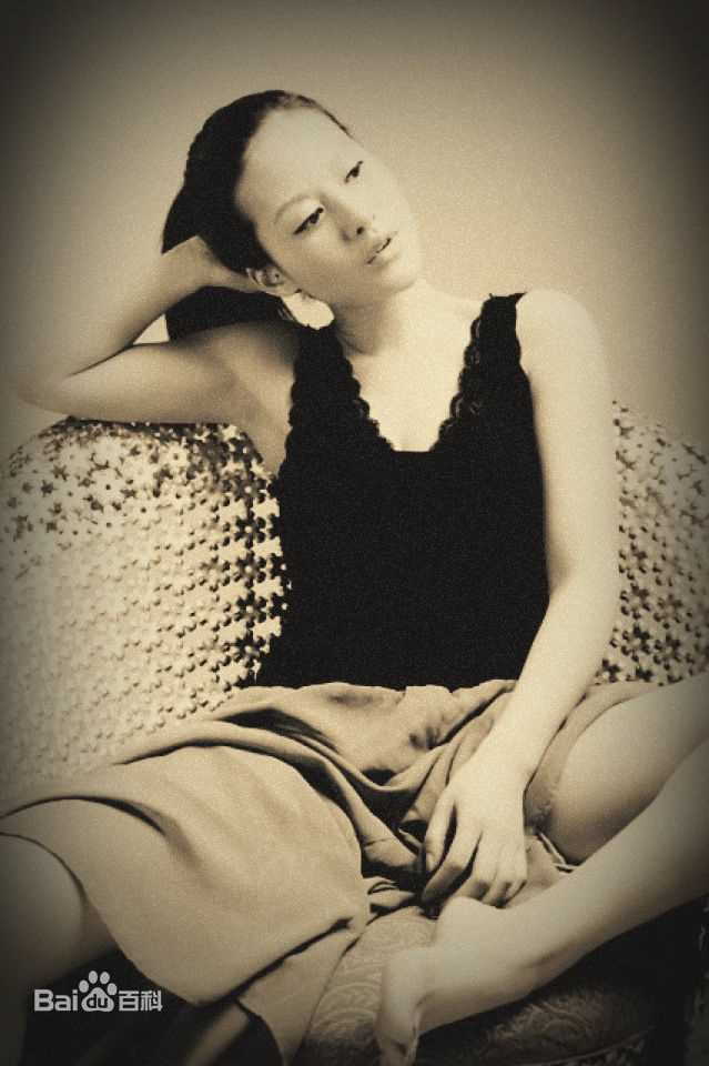 杜雨辰(Michele Du)生活照生活照相册