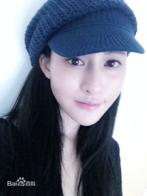 杜雨辰(Michele Du)生活照生活照相册