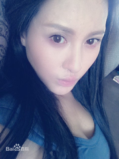 杜雨辰(Michele Du)生活照生活照相册