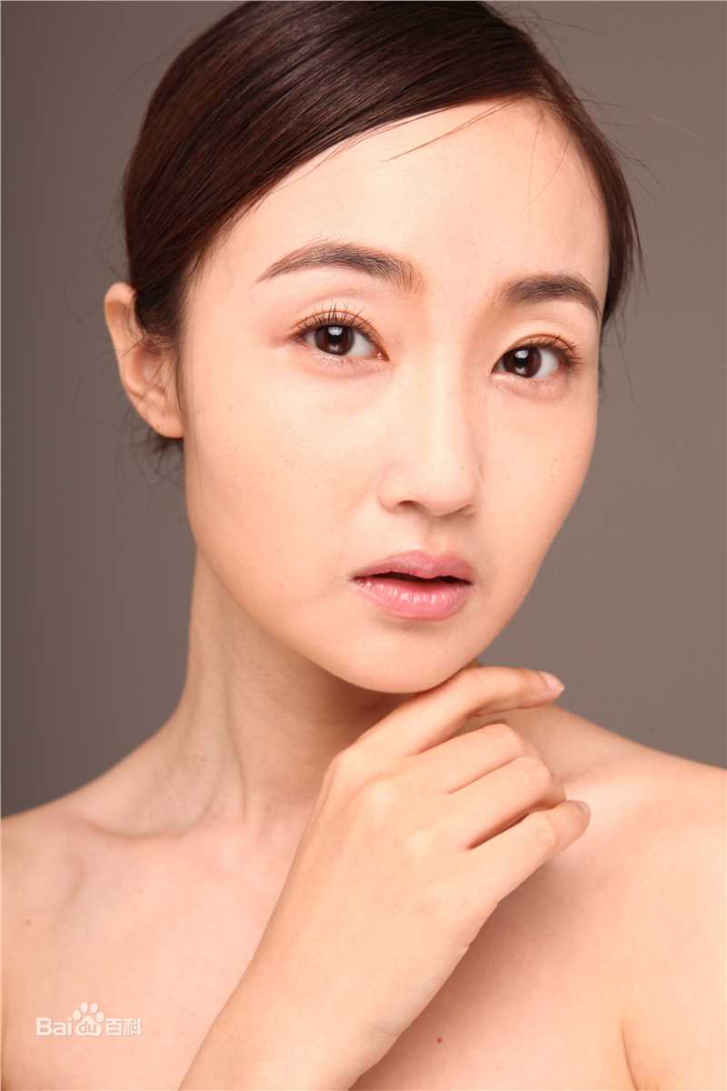 尹馨梓(yǐn xīn zǐ)时尚前后照片