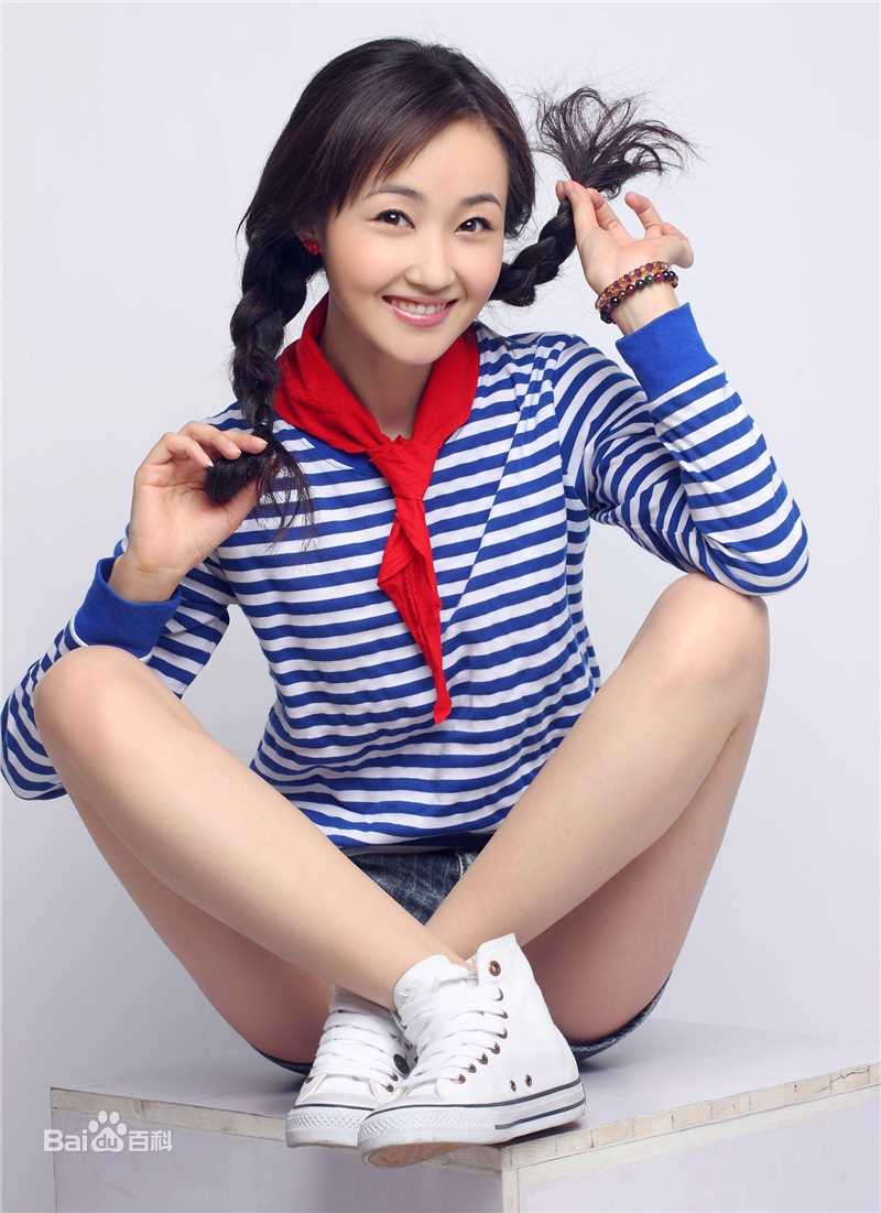 尹馨梓(yǐn xīn zǐ)时尚前后照片