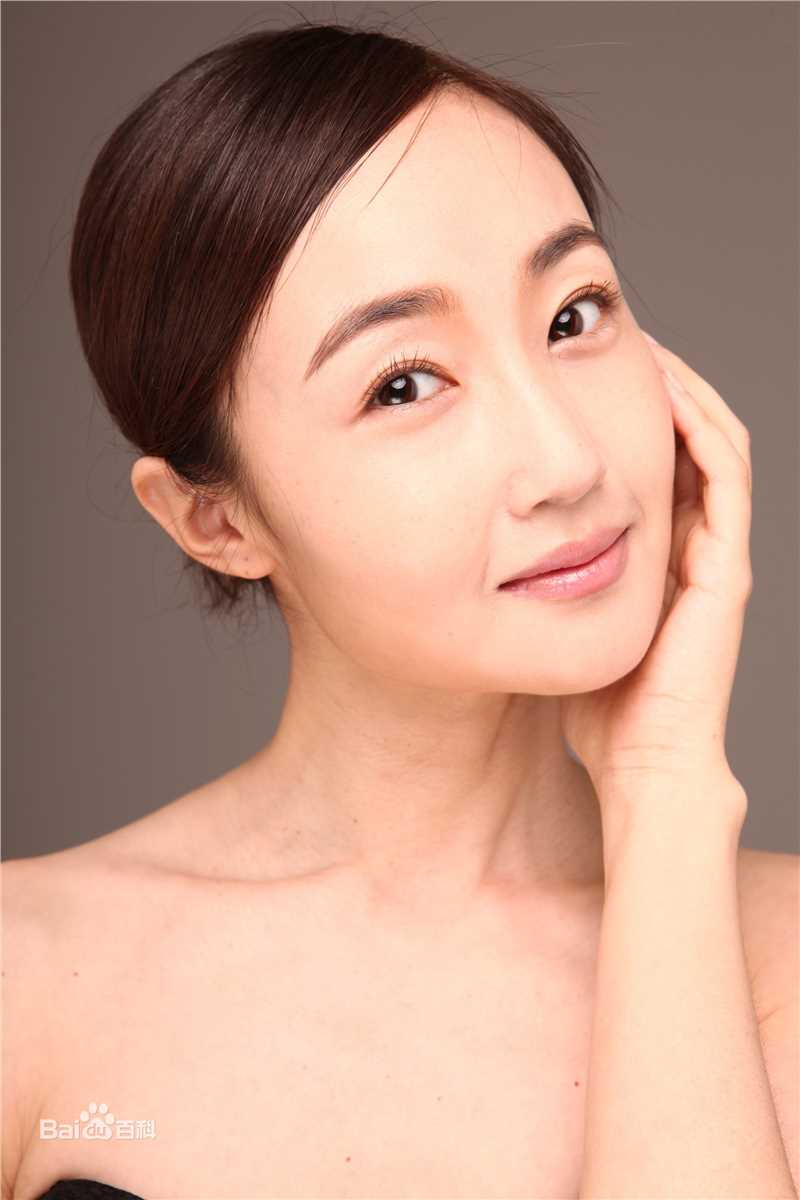 尹馨梓(yǐn xīn zǐ)时尚前后照片