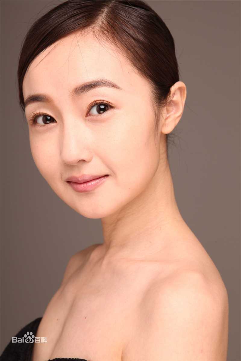 尹馨梓(yǐn xīn zǐ)时尚前后照片