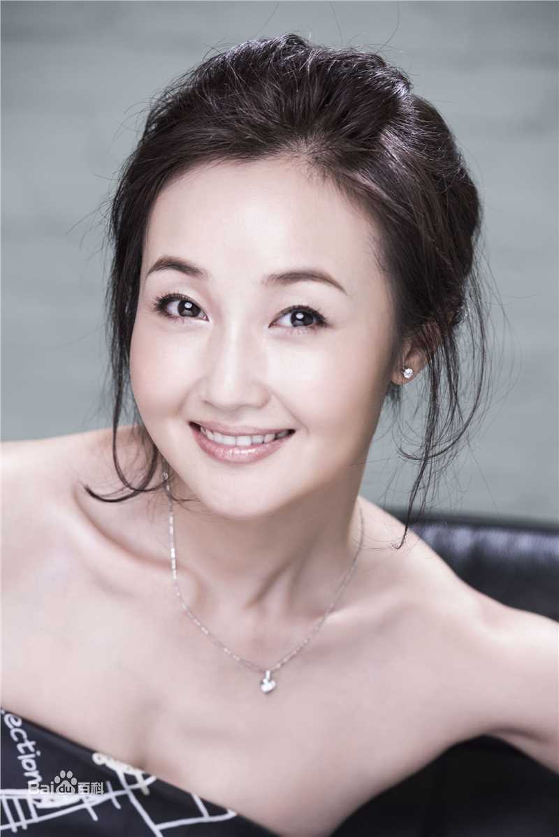 尹馨梓(yǐn xīn zǐ)时尚前后照片