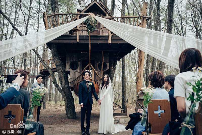 林宥嘉(Yoga Lin)、丁文琪婚纱照图片图集