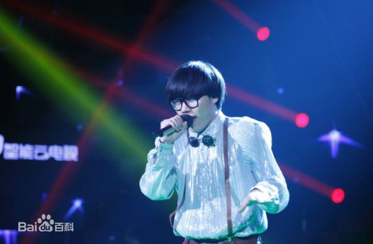 最全李琦在参加《完美声音》中的壁纸