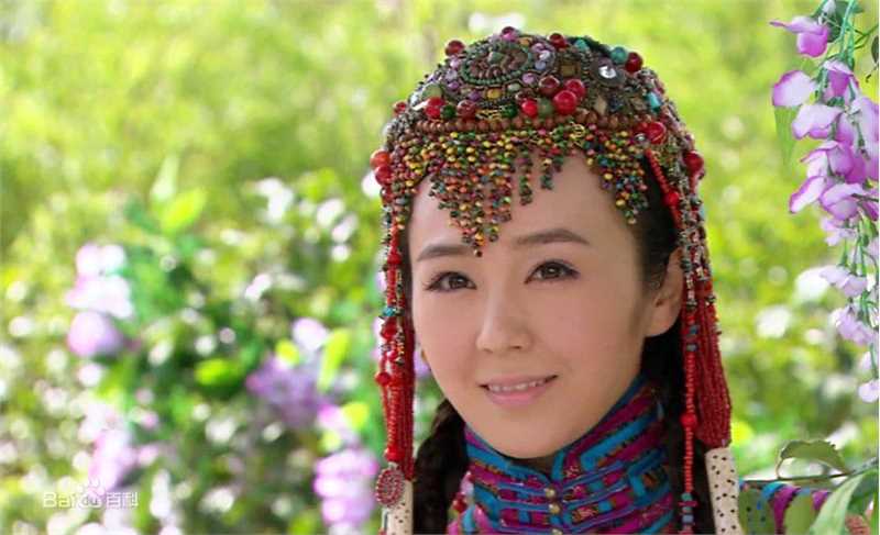 习雪2010年《宫锁心玉》最新剧照