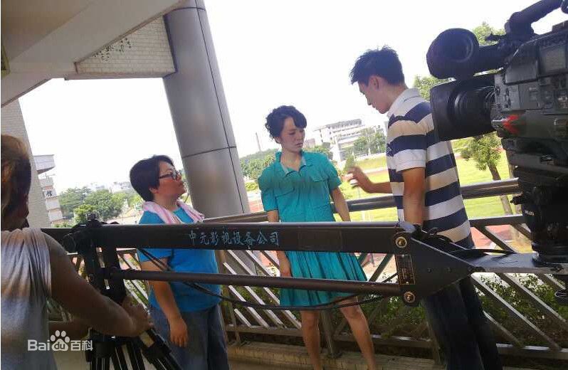 习雪2011年《儿女的战争》精选剧照