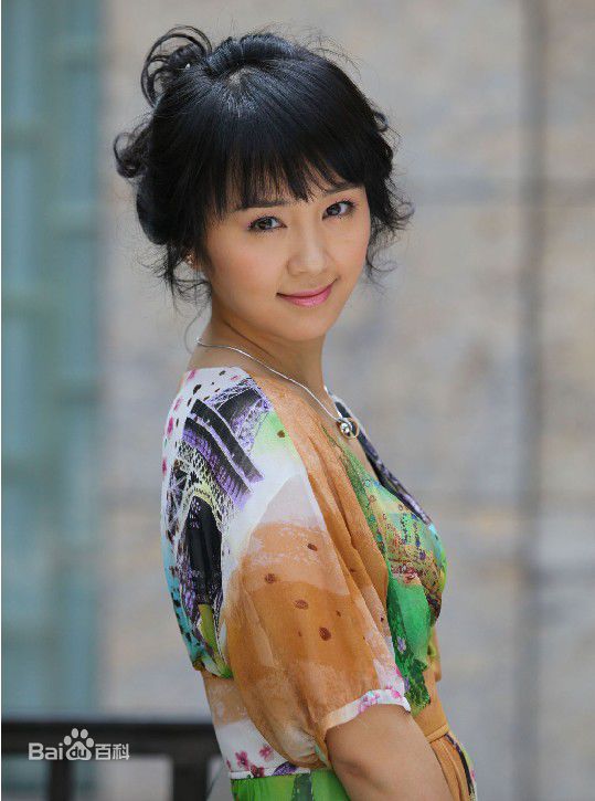 习雪2011年《儿女的战争》精选剧照