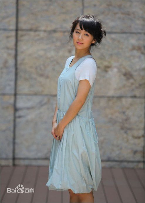 习雪2011年《儿女的战争》精选剧照