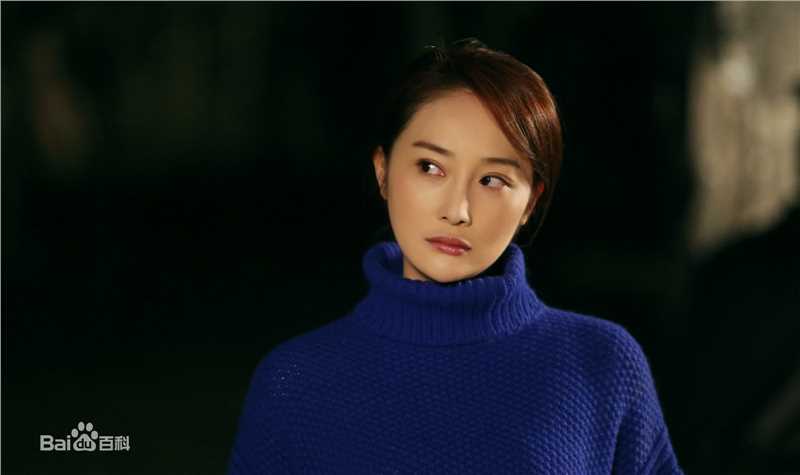 蒋林静(Jiang Linjing)现代造型素颜照壁纸