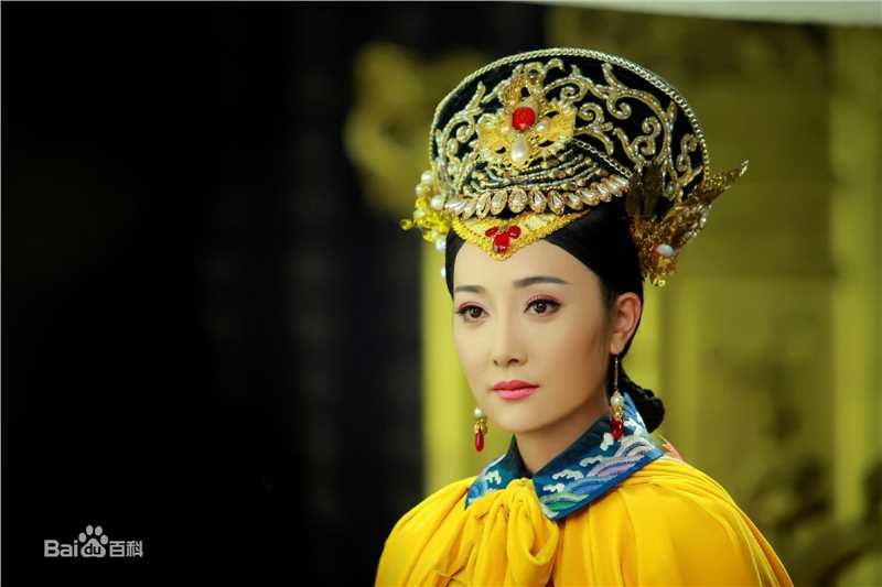 蒋林静(Jiang Linjing)古装造型前后照片