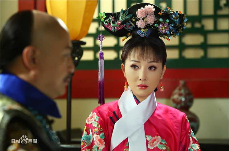 蒋林静(Jiang Linjing)古装造型前后照片