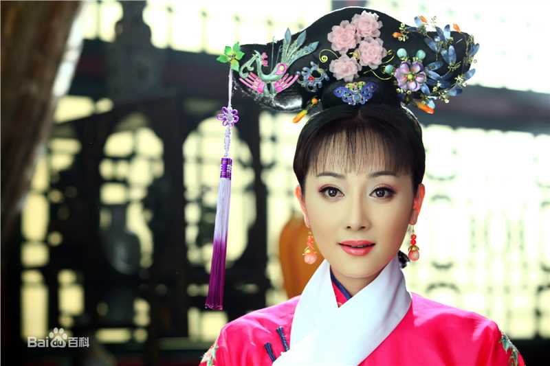 蒋林静(Jiang Linjing)古装造型前后照片