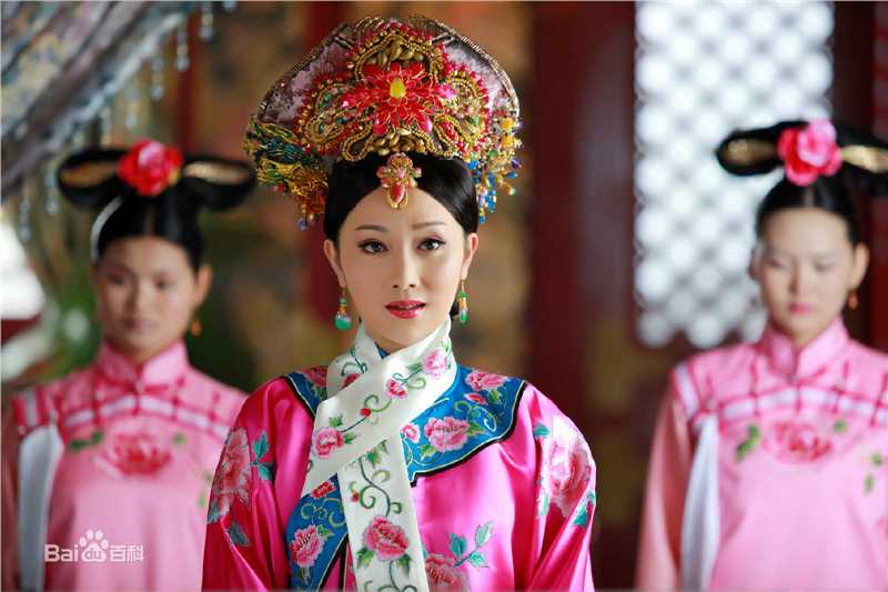 蒋林静(Jiang Linjing)古装造型前后照片