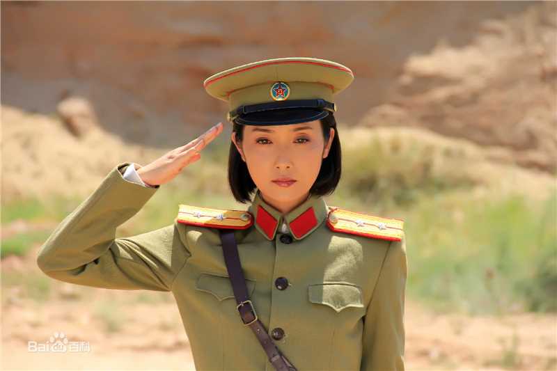 蒋林静(Jiang Linjing)军装造型壁纸壁纸