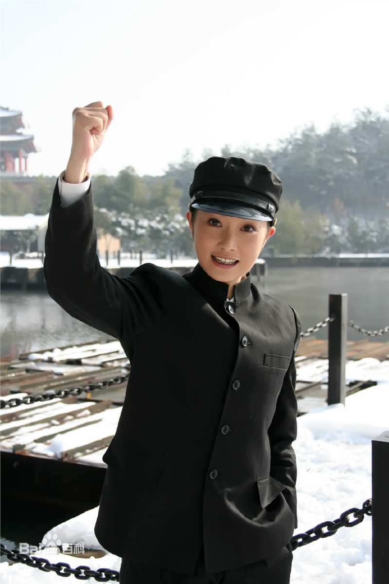 蒋林静(Jiang Linjing)军装造型壁纸壁纸