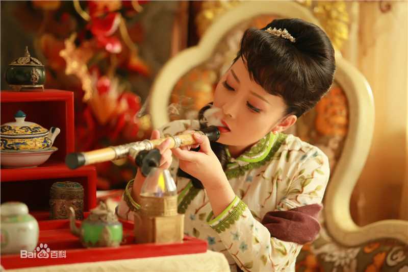 蒋林静(Jiang Linjing)年代造型性感图片图集