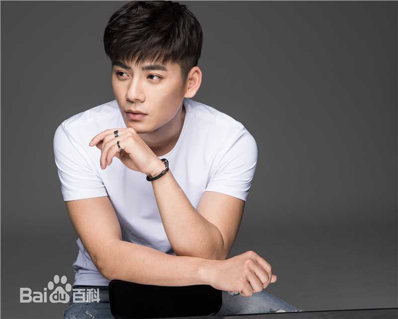 王子睿生活照生活照相册