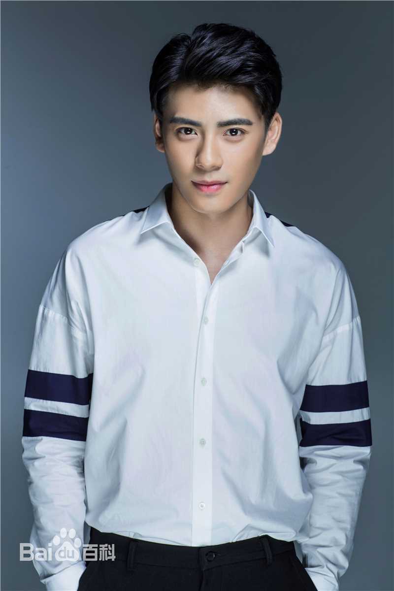 王子睿生活照生活照相册