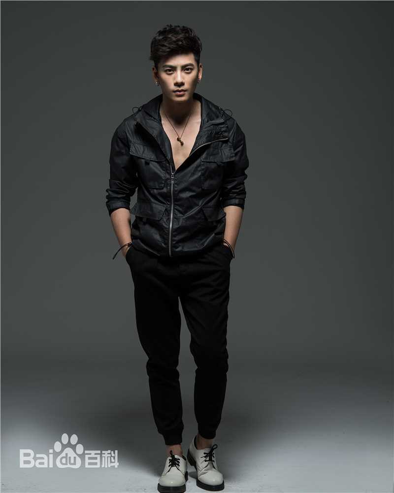 王子睿生活照生活照相册