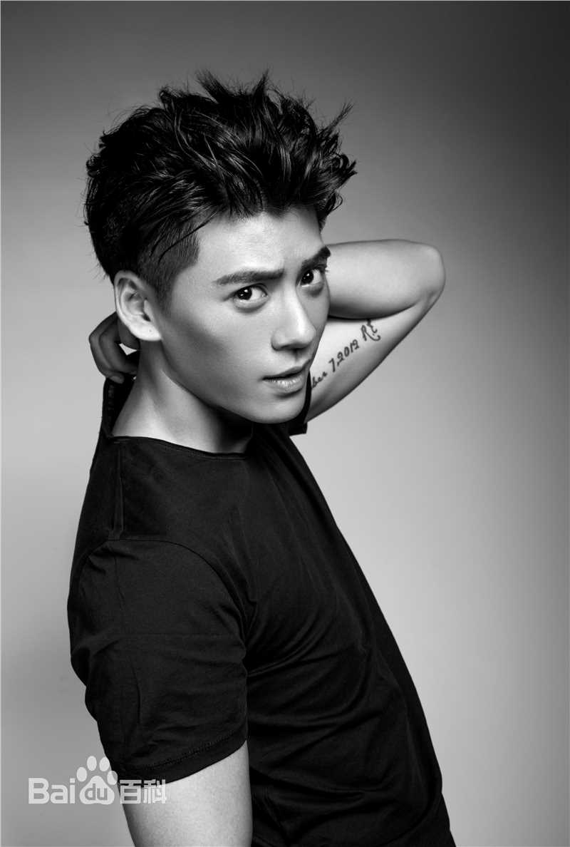 王子睿生活照生活照相册