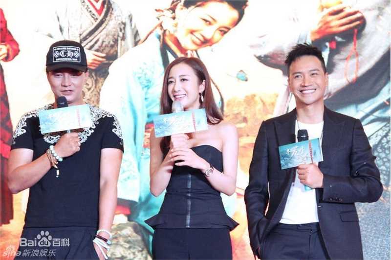 李依晓(Yixiao Li)出席活动生活照