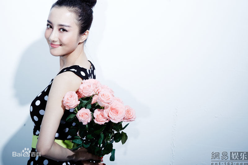 李依晓(Yixiao Li)最新大片图集