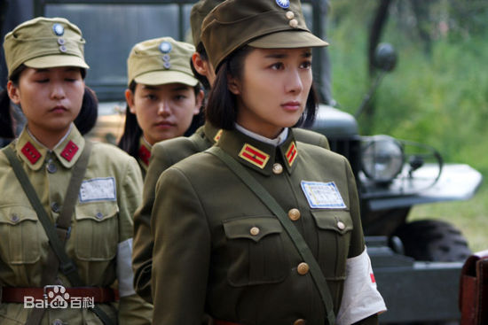 最全李依晓(Yixiao Li)在《战地花开》周静波中的壁纸